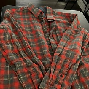 Men’s long sleeve button ups